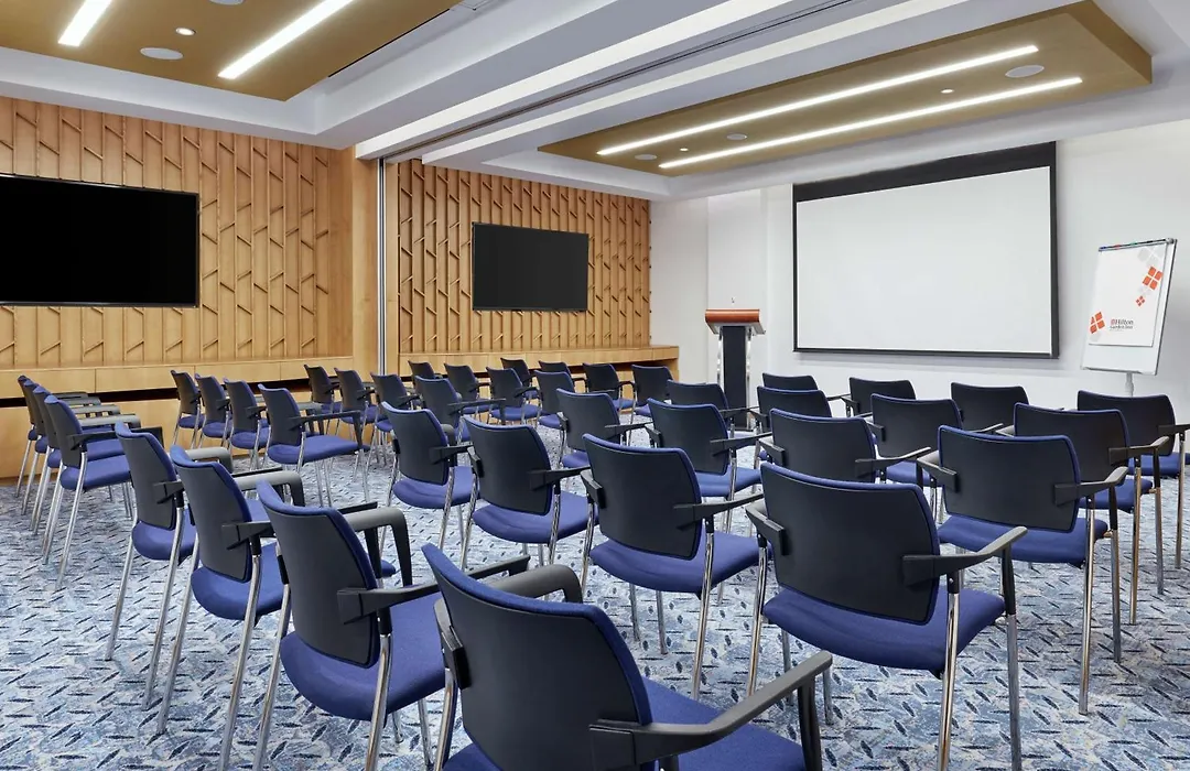 Hilton Garden Inn Muscat Al Khuwair-1
