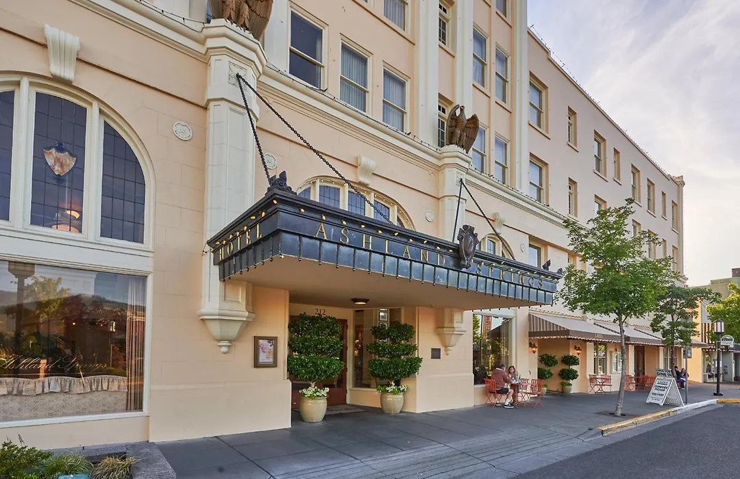 Ashland Springs Hotel-1