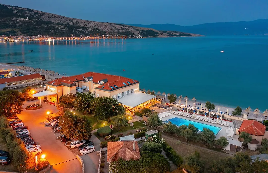 Hotel Dobrovit-1
