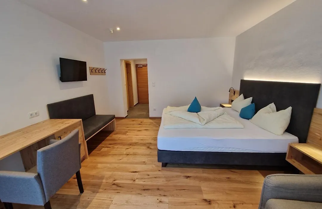 Hotel Mignon-1