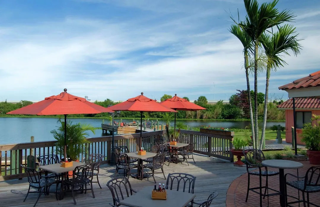 Hilton Palm Beach Pbi-1
