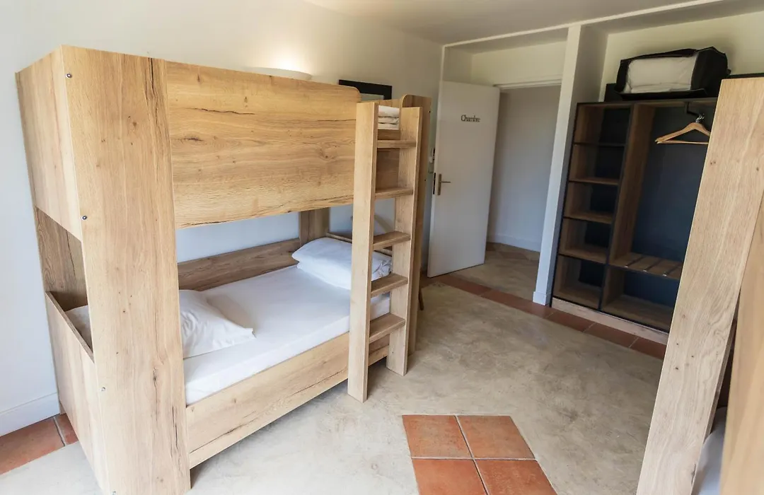 CÔTE GARONNE le BALCON DES DAMES -hôtel et restaurant- Tonneins Fauillet Marmande - panorama sur Garonne-climatisé- accueil vélo- soirée étape- chambre famille- étape et séjour touristique--1