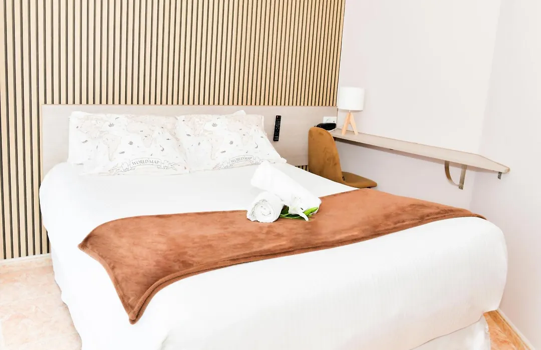 Hotel Ancora-1