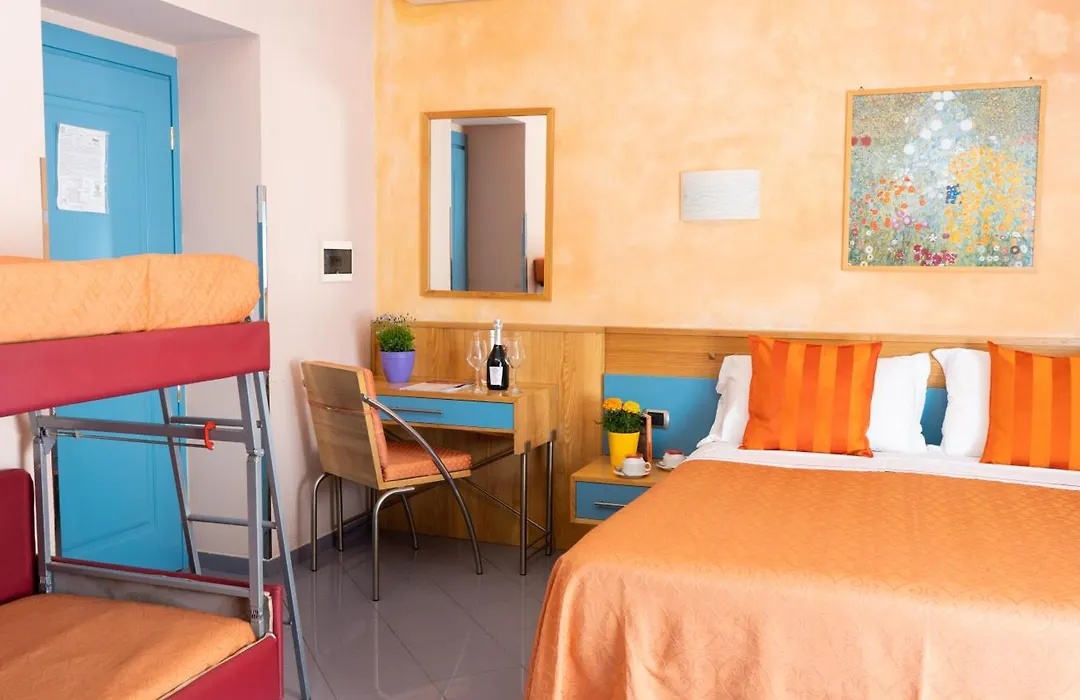 Hotel Diana-1