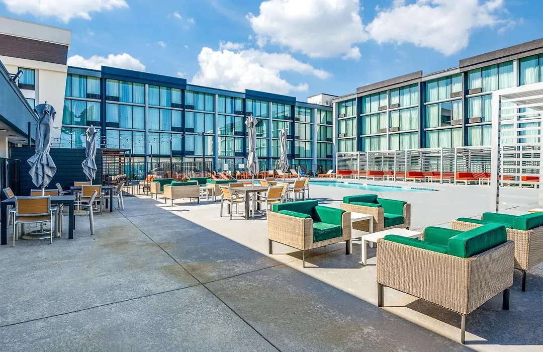 Staybridge Suites Dallas Market Ctr Love Field, An Ihg Hotel-1