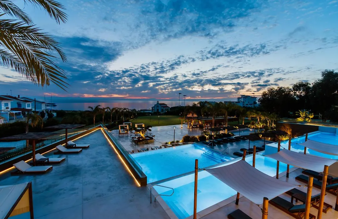 Cavo Zoe Seaside Hotel-1