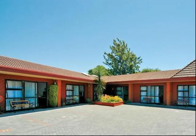 Ace High Motor Inn-1