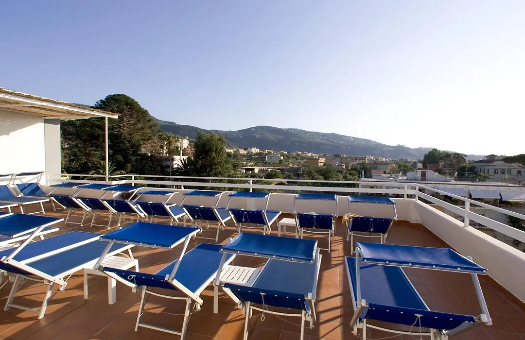 Hotel Caravel-1