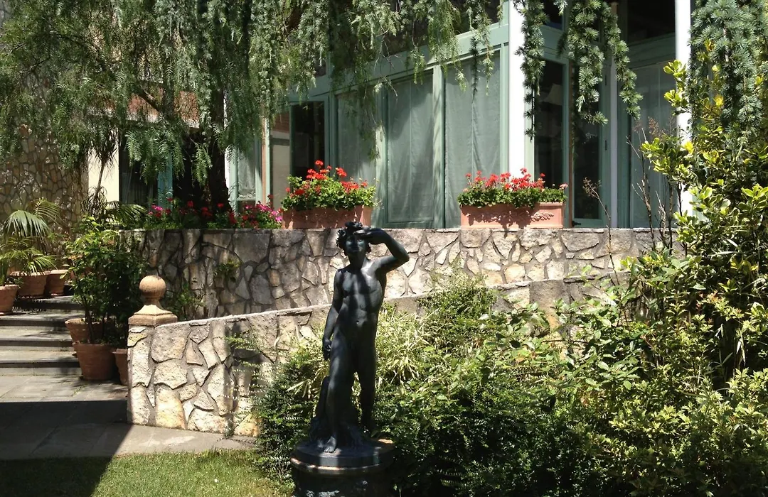 Solofra Palace Hotel & Resort-1