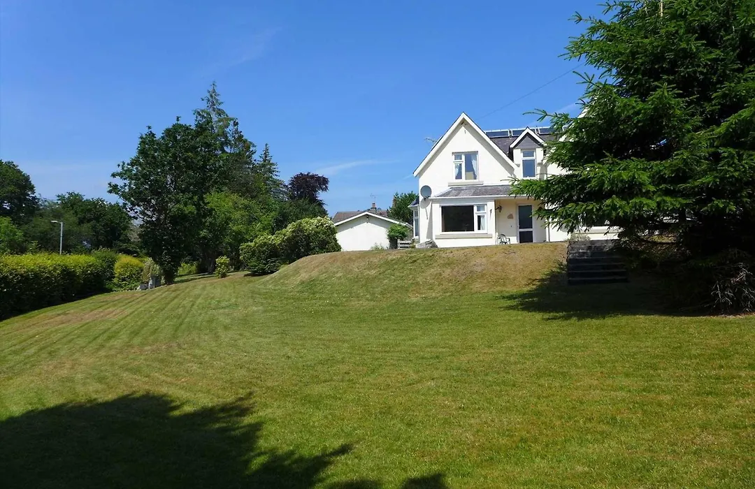 Allandale House-1