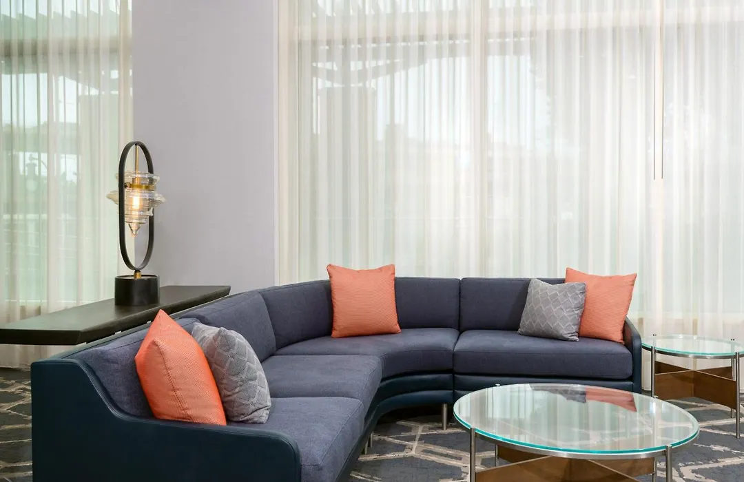 Courtyard By Marriott Buffalo Downtown/Canalside-1