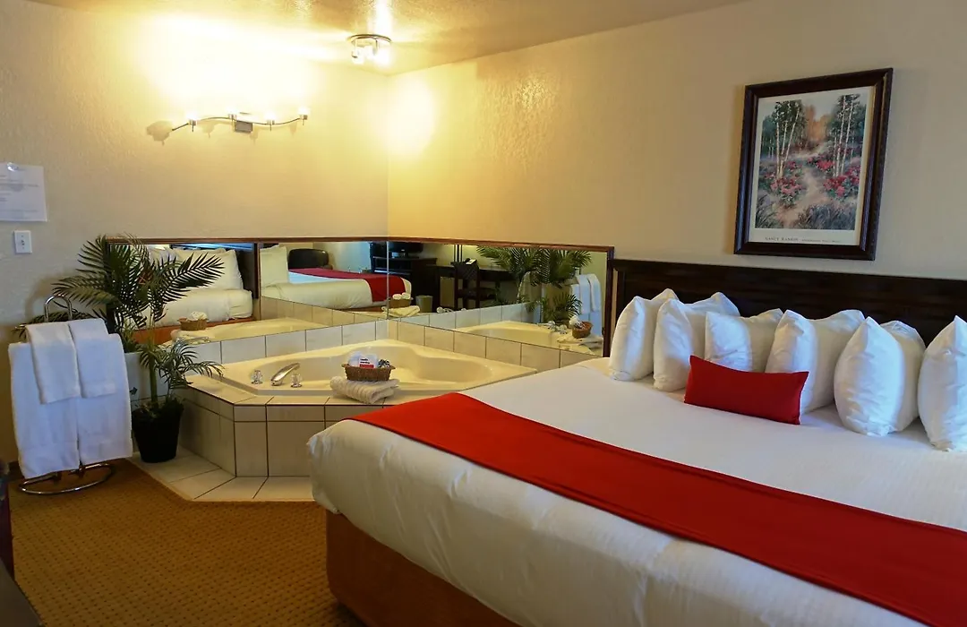 Gold Circle Inn-1