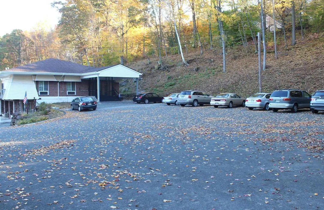 Passport Inn And Suites - Middletown-1