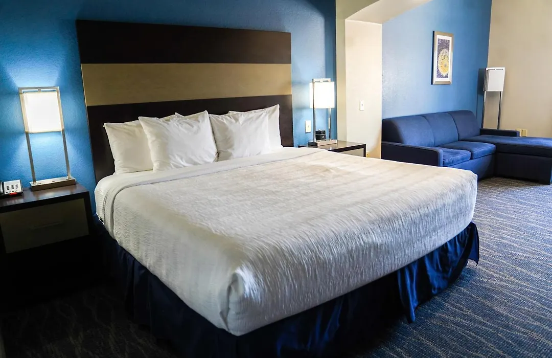 La Quinta By Wyndham Phoenix I-10 West-1