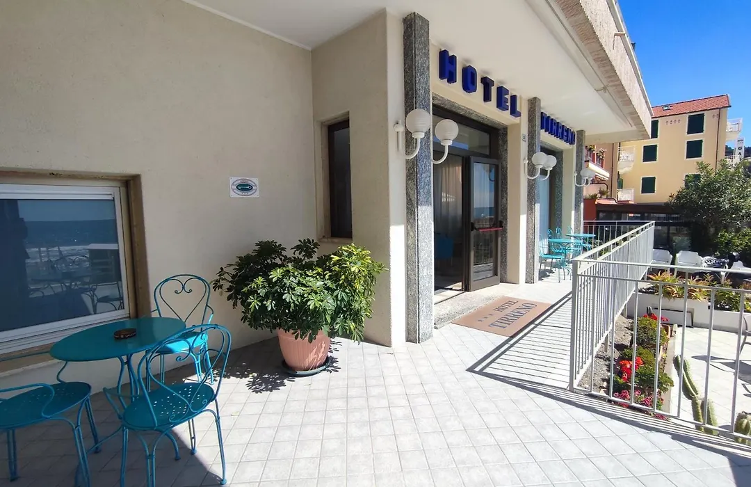Hotel Tirreno-1