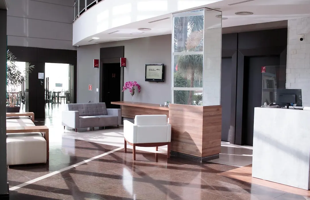 Comfort Suites Londrina-1