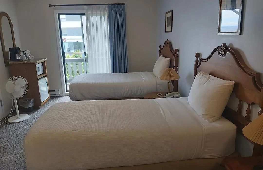 Heron'S Landing Hotel-1