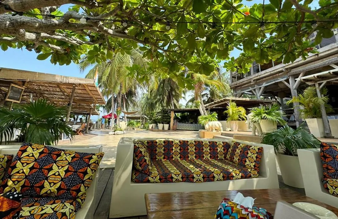 Hotel Coucoue Lodge-1
