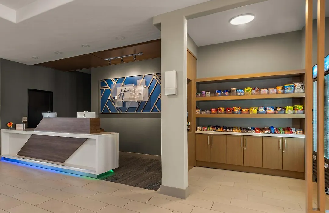 Holiday Inn Express & Suites Oklahoma City Nw - Quail Springs By Ihg-1