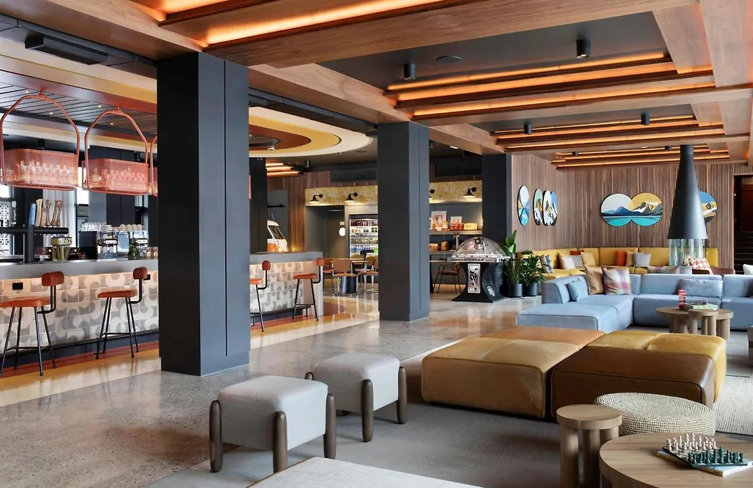 Moxy Banff-1