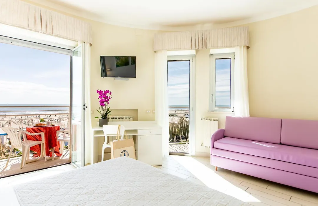 Hotel Lungomare-1