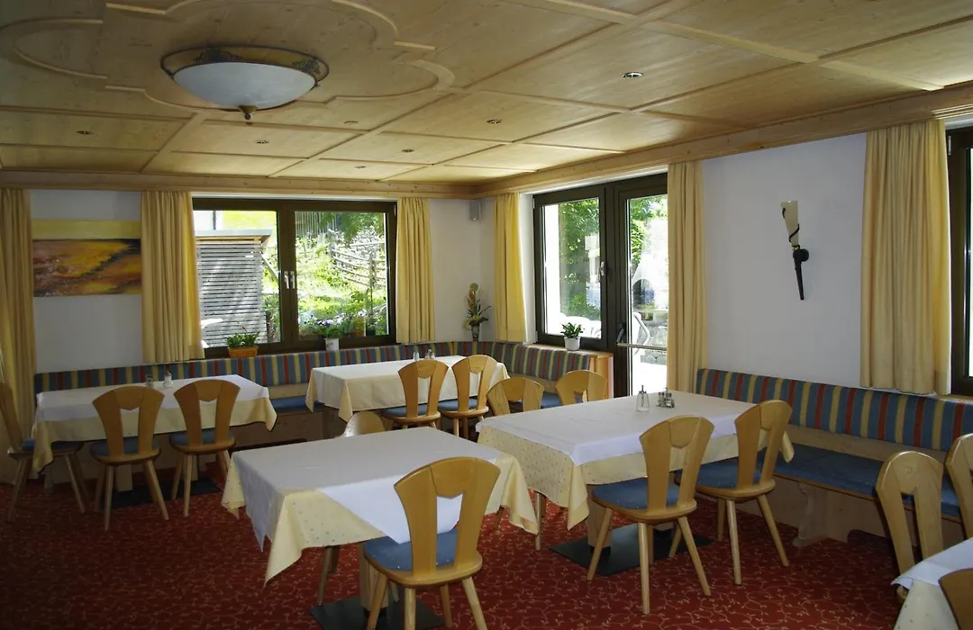 Hotel Montana-1