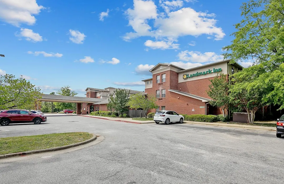 The Landmark Inn-1