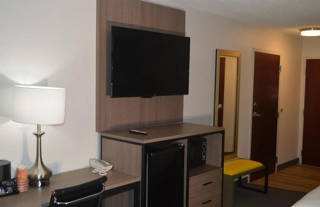 Comfort Inn & Suites Harrisburg-Hershey North-1