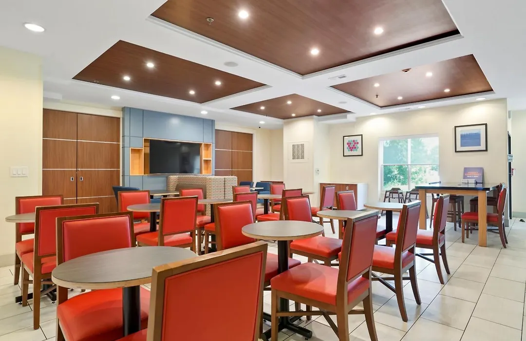 Holiday Inn Express & Suites Denver North - Thornton By Ihg-1