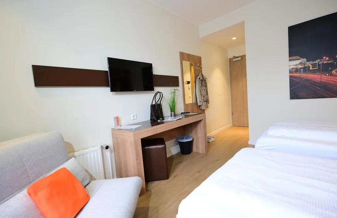 Motel Plus Berlin-1