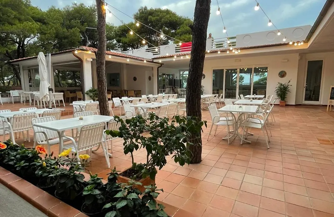 Villaggio Internazionale Punta del Diamante-1