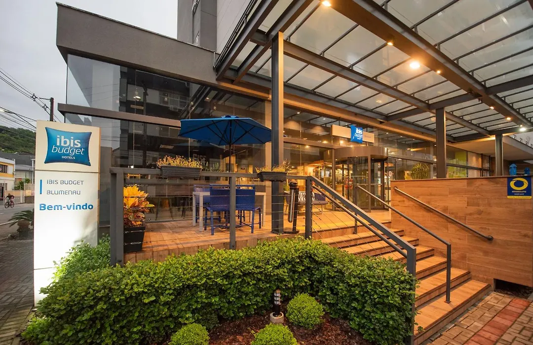 Ibis Budget Blumenau-1