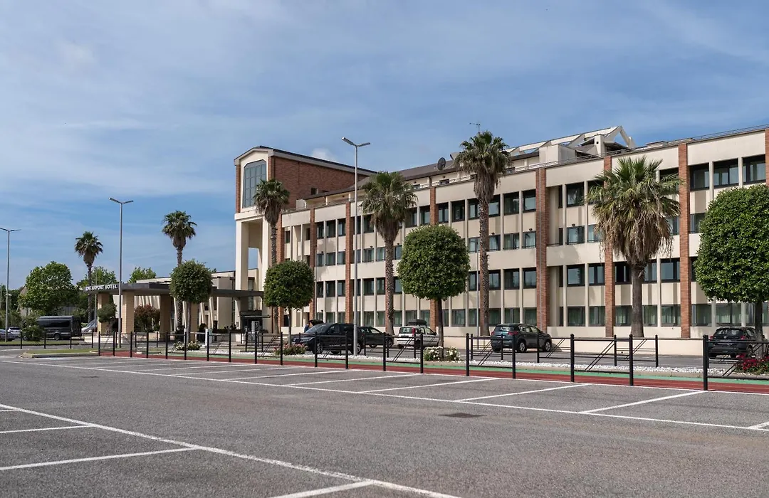 Mercure Leonardo da Vinci Rome Airport-1