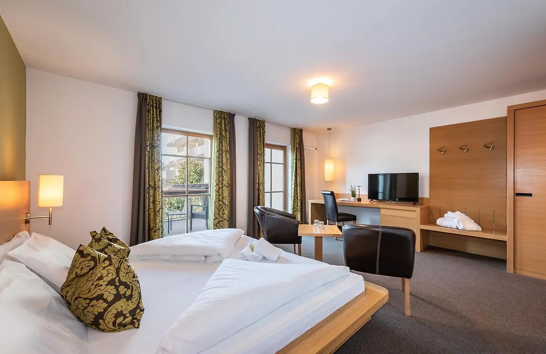 Hotel Langhof-1