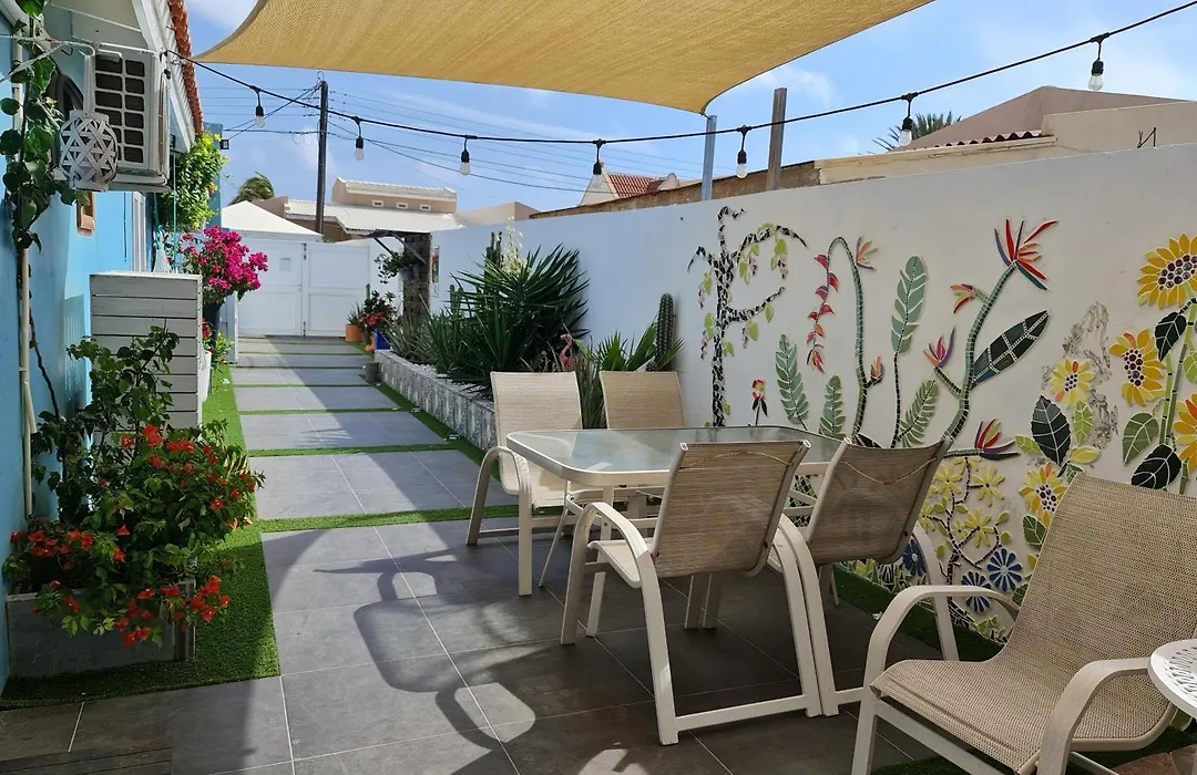 Sandcastle Beach Apartments-1