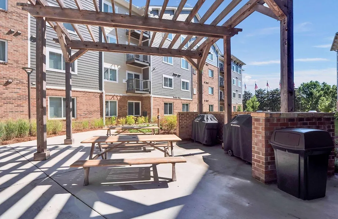 Waterwalk Extended Stay By Wyndham Charlotte - Arrowood-1
