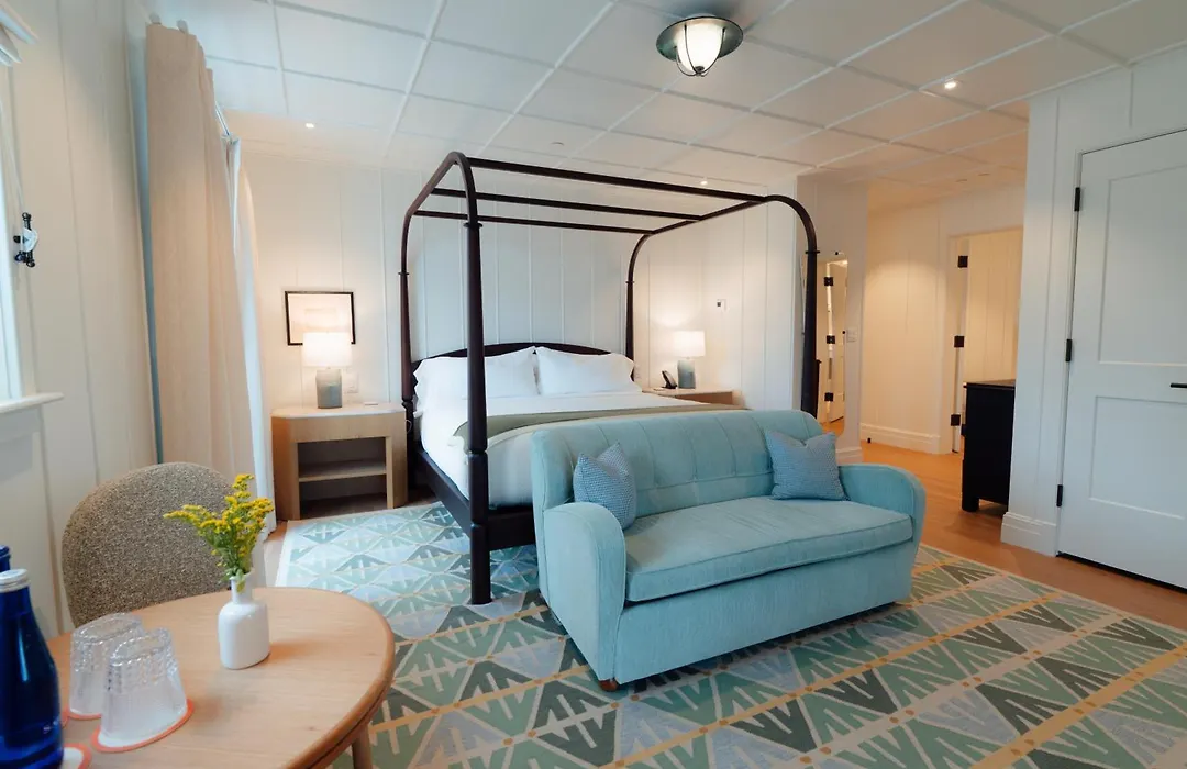 Canoe Place Inn & Cottages-1
