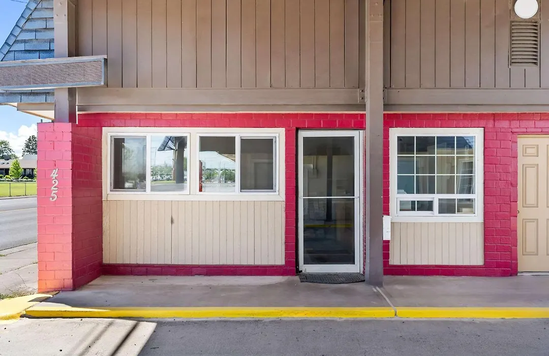 Rodeway Inn Hermiston - Umatilla-1