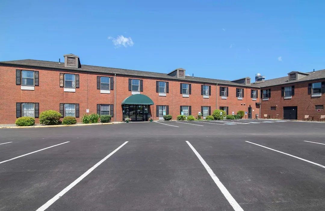 Quality Inn At Bangor Mall-1