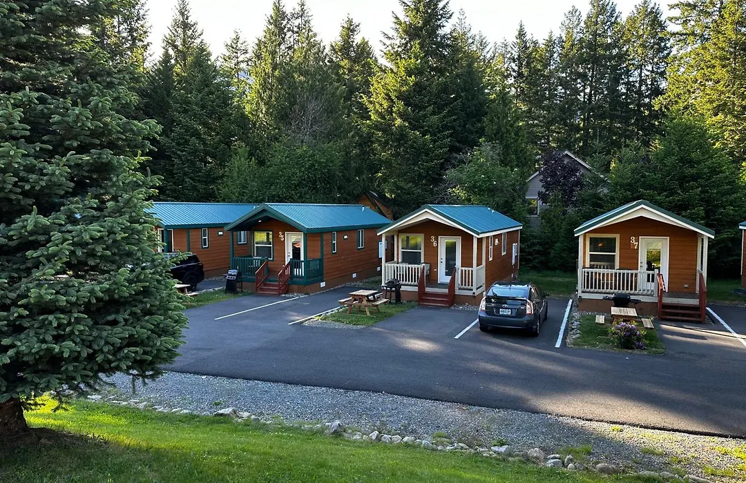 Packwood Lodge & Cabins-1