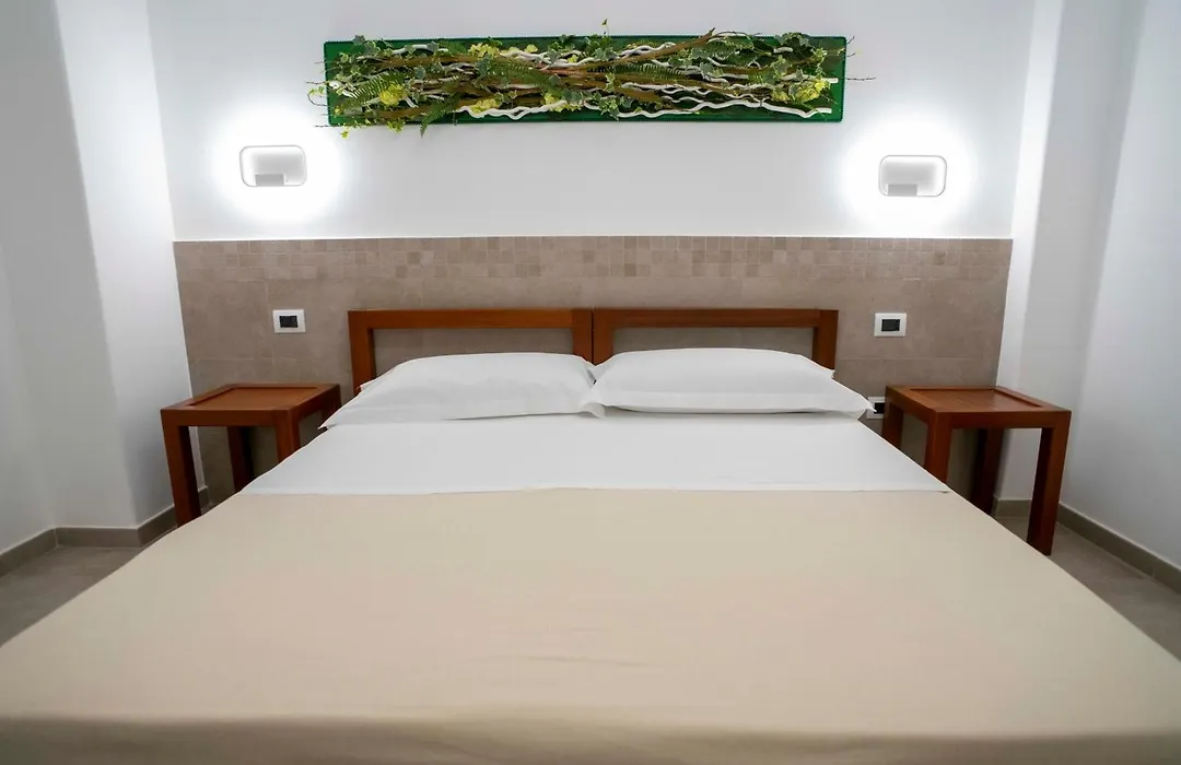 Petit Hotel-1