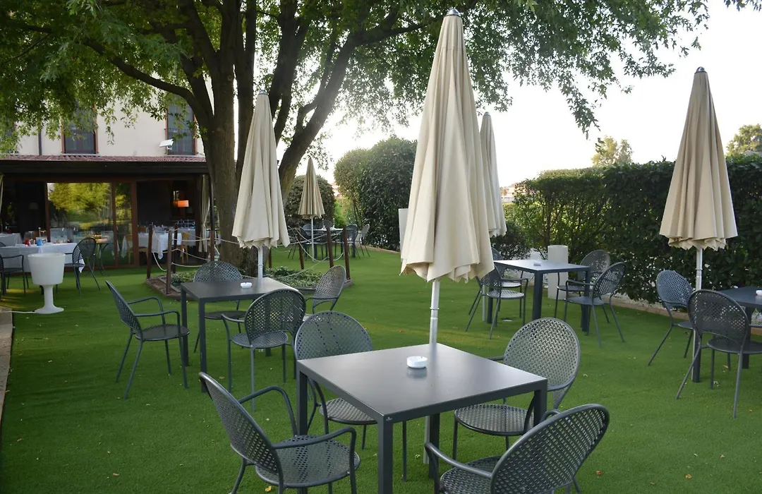Romantic Hotel Furno-1