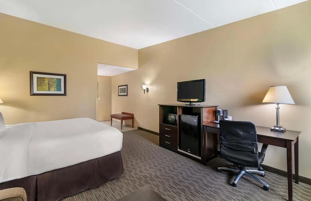Best Western Plus Plattsburgh-1