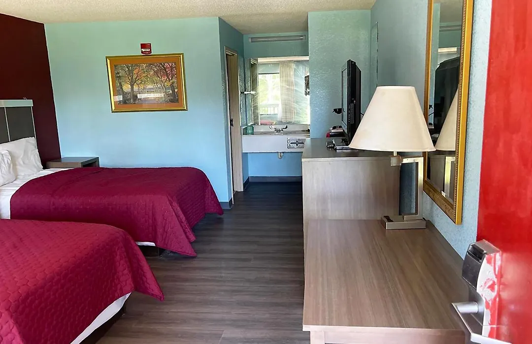 Mayfair Inn-1