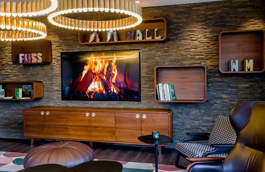 Motel One Essen-1