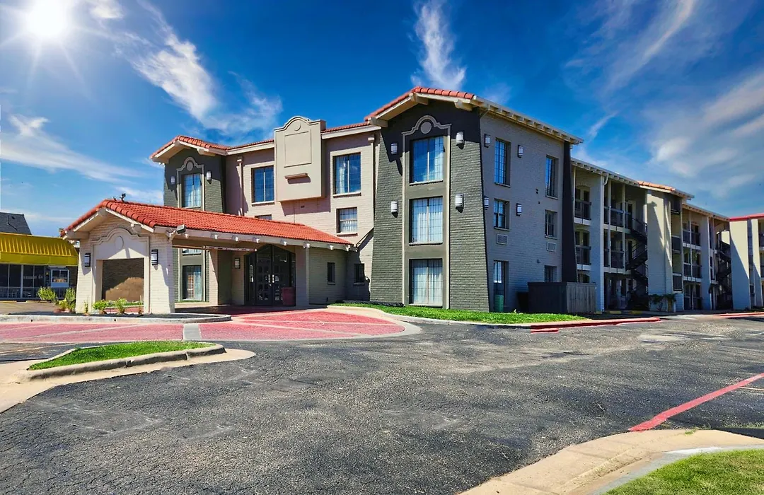 Travelodge By Wyndham Amarillo West Medical Center-1