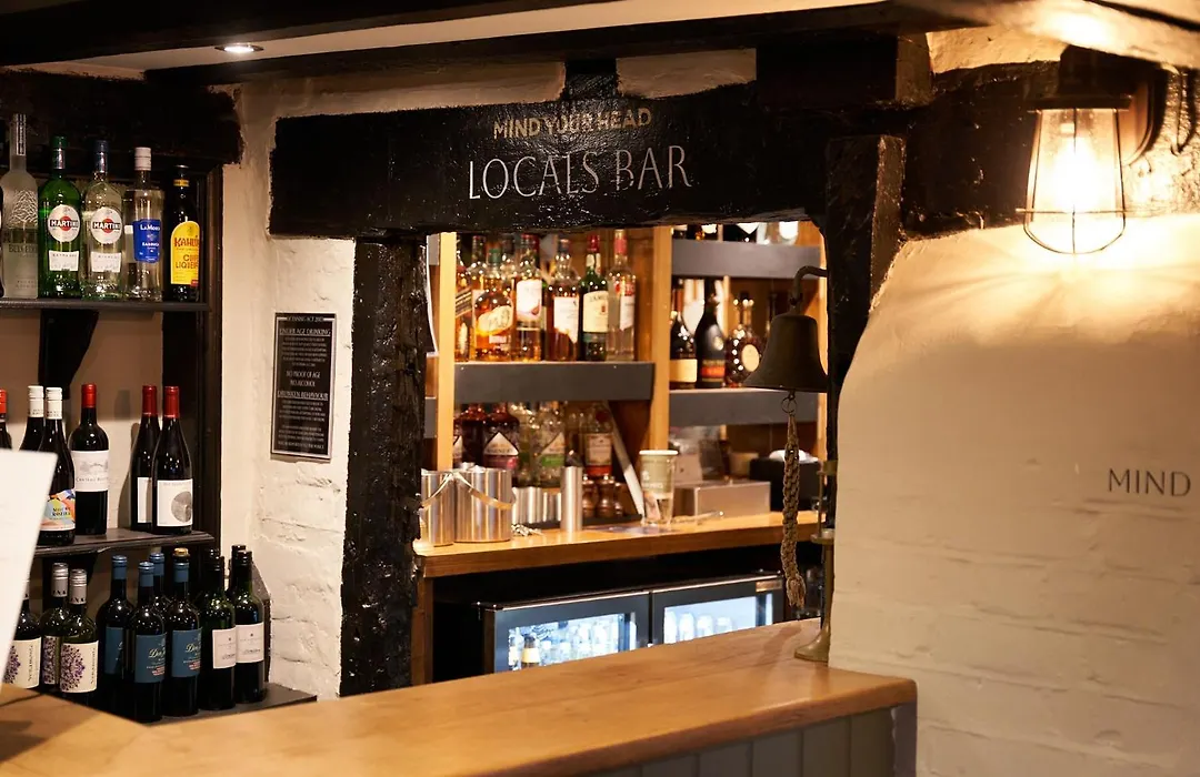 The Chestnut Horse-1