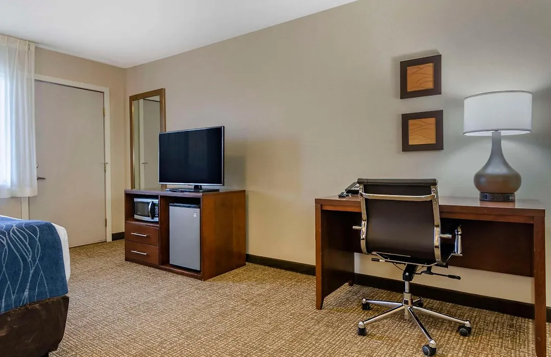 Comfort Inn Bozeman Near University-1