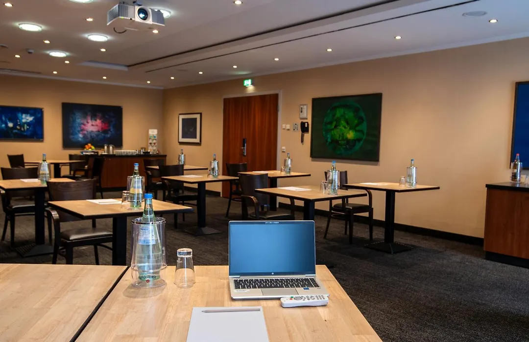 Best Western Premier Airporthotel Fontane BERlin-1