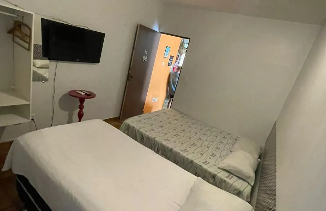 Regiane Beach Pousada Hostel-1